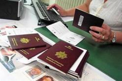 وفد برلماني فرنسي يطلب المزيد من تأشيرات “الفيزا” للطلبة الجزائريين