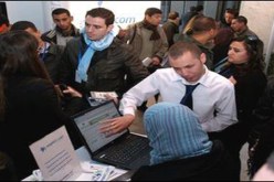 عرض حوالي 3.500 منصب في صالون التوظيف بوهران