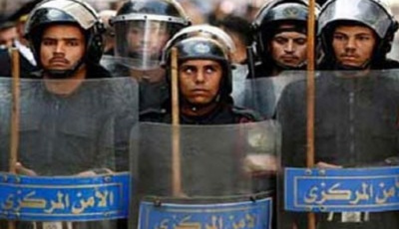 مشاجرة بين مجندين وقادتهم بمعسكر في مصر