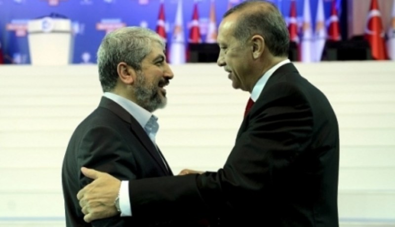 مشعل يلتقي أردوغان على رأس وفد من “حماس”