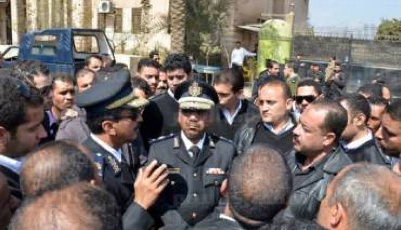 مقتل ضابط شرطة مصري واصابة مجند في هجوم لمسلحين في سيناء