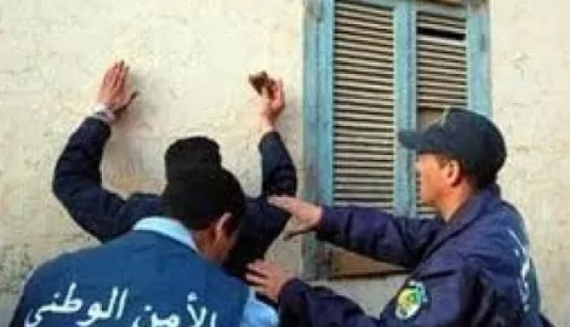 القبض على متورطين في حيازة وتخزين 320 محرك سيارة مجهولة المصدر بميلة