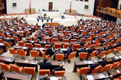 تركيا تناقش حظر إعلانات الخمور وتقييد بيعها