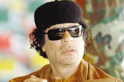 جنوب إفريقيا تتعهد بإعادة أرصدة القذافى إلى ليبيا