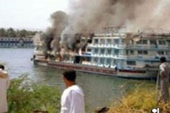 مقتل شخص واصابة اثنين آخرين في حريق بباخرة سياحية جنوب مصر