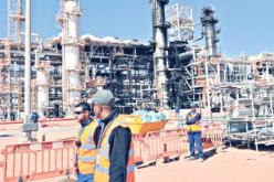 وقفة اتجاجية لعمال قسم الانتاج في مؤسسة سوناطراك