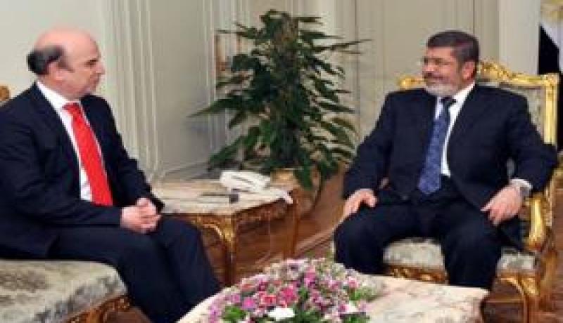 مرسي : مصر في طريقها للاعتراف بـ “كوسوفو”