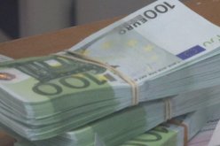 دين منطقة اليورو يرتفع إلى مستوى قياسي