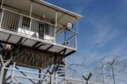 سجين فرنسي يفجر جدار زنزانته ويهرب مصطحباً معه 5 رهائن