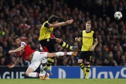 بوروسيا دورتموند يهزم آرسنال في عقر داره