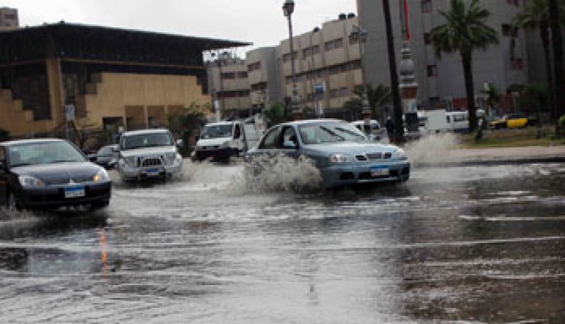 مصرع 5 أطفال إثر سيول جرفتهم وسط اليمن