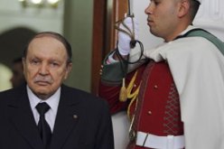 بوتفليقة يختار 22 أكتوبر يوما للصحافة فى الجزائر