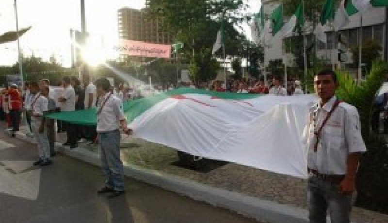 وفاة وزير الشباب والرياضة الاسبق عبد الكريم بن محمود