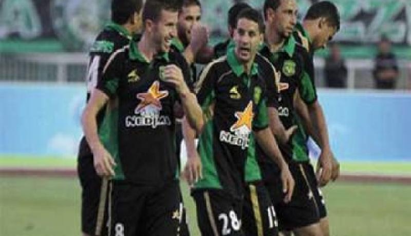 لاعبو شباب قسنطينة يواصلون اضرابهم للمطالبة برحيل المدرب قارزيتو