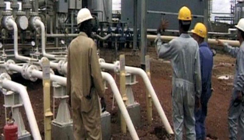 السودان يخطر شركات النفط رسمياً بالاستمرار في تصدير نفط الجنوب