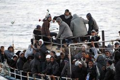 انقاذ نحو تسعين مهاجراً في البحر بين المغرب واسبانيا