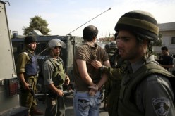 الاحتلال يعتقل فلسطينيا بسبب تعليق على 'فيس بوك'