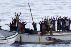 قراصنة يهاجمون سفينة سنغافورية ويختطفون طاقمها