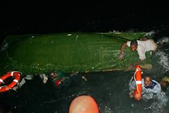 غرق قارب يقل 166 شخصا قبالة نيجيريا