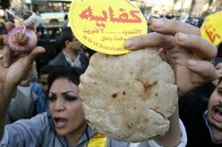 احتياطي مصر تراجع الى 13,6 مليار دولار
