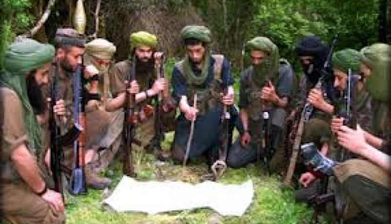 تأجيل محاكمة 12 إرهابيا من كبار قادة تنظيم القاعدة بالجزائر
