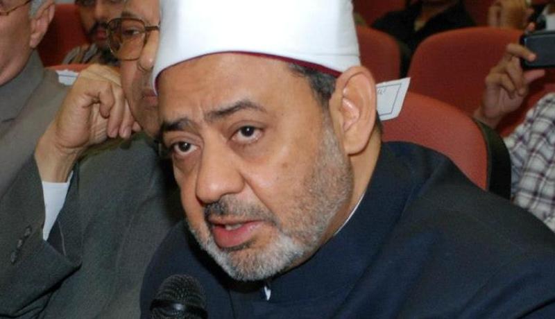 شيخ الأزهر يدعو كبار العلماء لجلسة طارئة غداً لمناقشة أوضاع البلاد