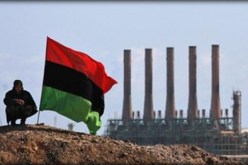 ليبيا تنتج بين 600 و700 ألف برميل نفط يوميا