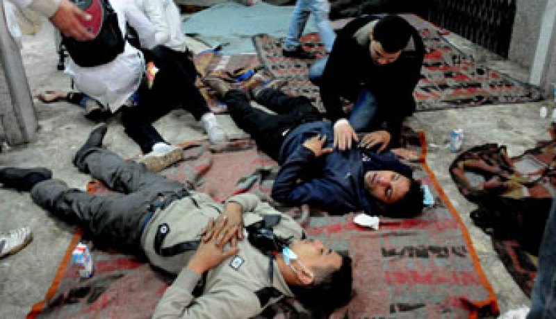 مقتل 15 لاجئا فلسطينيا فى هجوم صاروخى لقوات الحكومة السورية