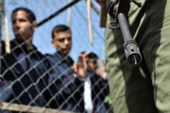 إضراب الأسرى الإداريين فى السجون الإسرائيلية عن الطعام بعد غد