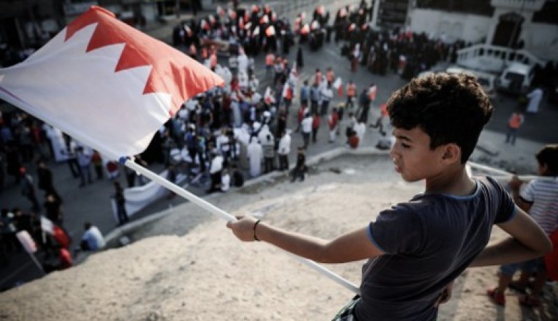 الشرطة البحرينية تفرق مئات المتظاهرين بالغاز المسيل للدموع والقنابل الصوتية