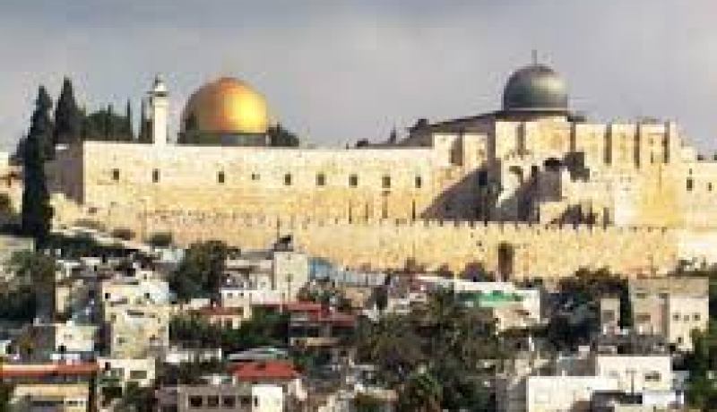 مؤسسة الأقصى تدعو قمة الدوحة إلى اتخاذ قرارات تحفظ حرمة المسجد الأقصى وتحرر من الاحتلال