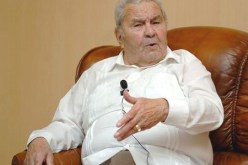 جثمان عمار بن تومي يوارى الثرى بمقبرة سيدي امحمد ببوزريعة