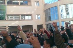 طلاب جامعة الوادي يشتكون من نقص الأمن أمام الحرم الجامعي