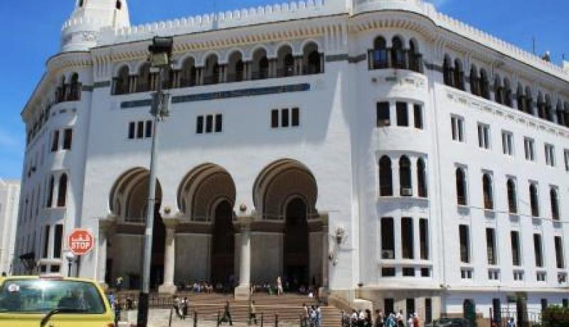 قبول 14 ملفا بوساطة بعض الإطارات دون وجود لجنة تقييم العروض