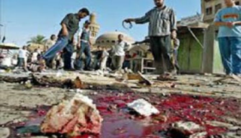 خمسة قتلى و21 جريحا في انفجارين استهدفا مصلين ببغداد