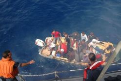 حراس الشواطئ بالغزوات توقف 15 مهاجر سري بسواحل تلمسان