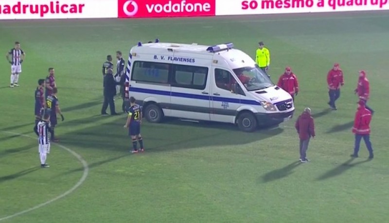 بالفيديو .. نجاة لاعب جزائري من الموت في البرتغال