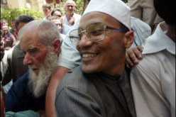 مذكرات عمي احمد(14): نصيحتي لعلي بلحاج أن يحترم القانون