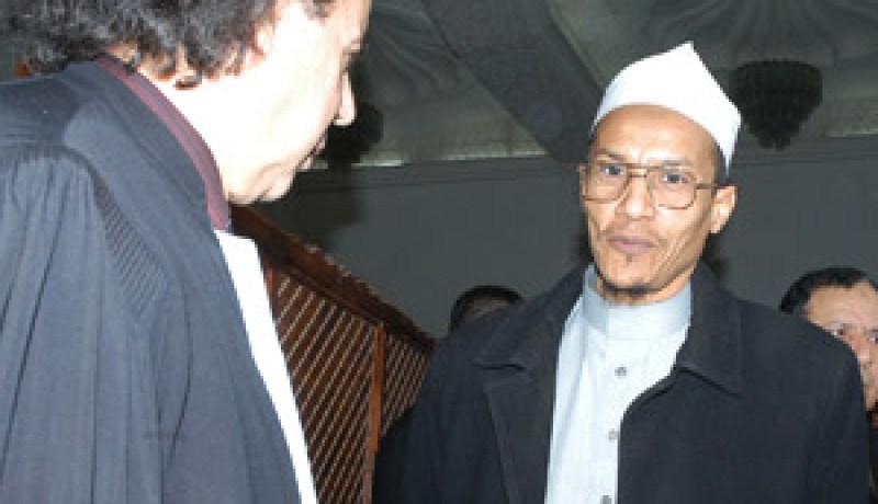 ..استثناء اسمه علي بن حاج !!