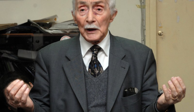 ‮''‬الشيوخ‮'' ‬يعبثون بالجزائريين عبر‮ ''‬الفايس بوك‮''‬