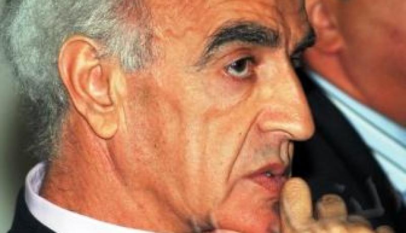 عليق منتظر نهاية الأسبوع بفرنسا لإقناع لوشانتير بتدريب اتحاد العاصمة