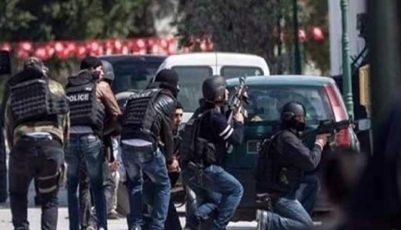 تبادل إطلاق النار بين مسلحين والشرطة  في مدينة فاس المغربية