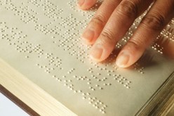 المكفوفون يطالبون برد الإعتبار لمجّانية النقل مع منح لهم تسهيلات للحصول على سكنات لائقة