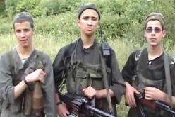 توقيف 11 مراهقا زودوا ” القاعدة ” بالمتفجرات