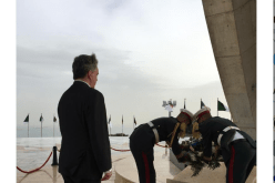 السفير الأمريكي بالجزائر يترحم على أرواح الشهداء