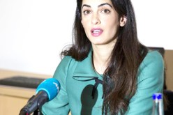 السلطات المصرية تنفي منع المحامية أمل كلوني من دخول أراضيها