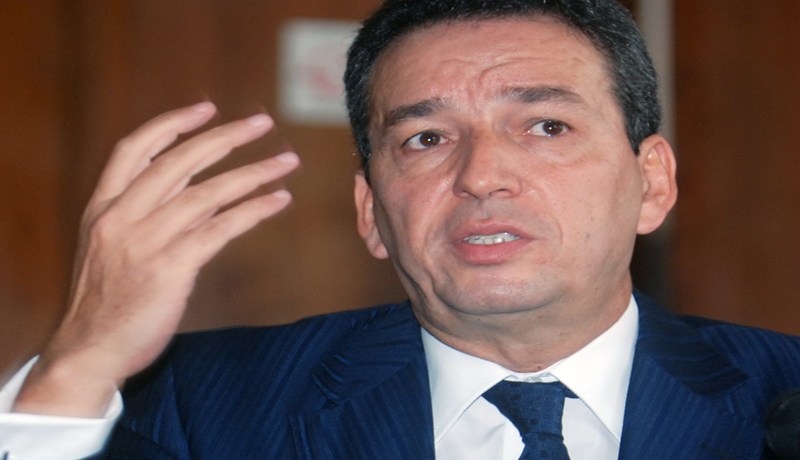 مناضلو الأرندي‮ ‬يفضلون‮ ‬بــــن‮ ‬يــونس