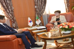 بن غبريت تستقبل السفير الكوري الجنوبي المعتمد بالجزائر