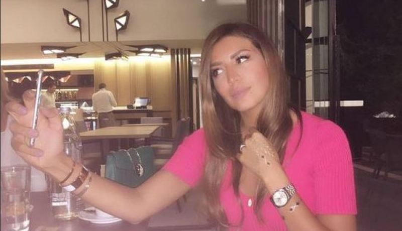 سيلفي أمل بوشوشة يبهر متابعيها على الإستغرام