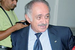 عميمور يحتقر الصحفيين